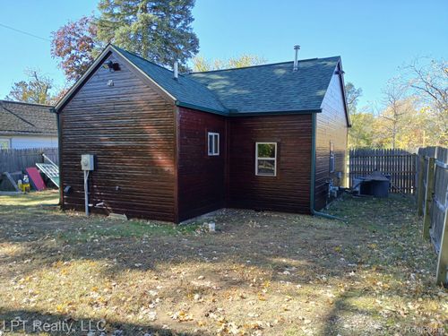 12057 S Huron River Dr, Romulus, MI, 48174-1165 | Card Image