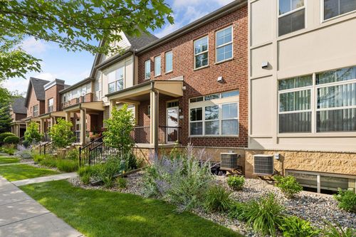 12274 Lakeview Dr N, Maple Grove, MN, 55369-7182 | Card Image
