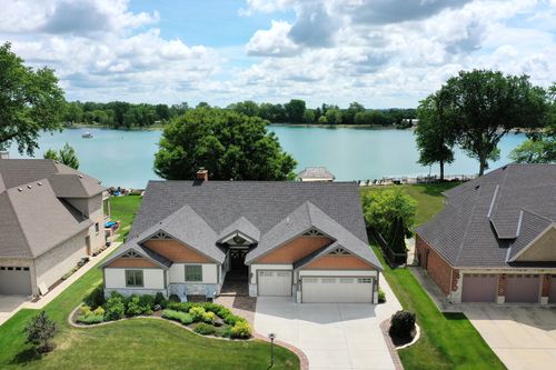 998 N Westshore Blvd, Manteno, IL, 60950-1187 | Card Image