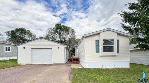 5708 W Thrush Pl Place, Sioux Falls, SD, 57107 | Card Image