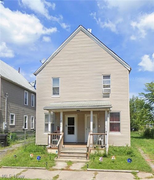 7814 Lawn Ave, Cleveland, OH, 44102-4172 | Card Image