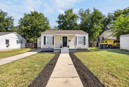 7428 Llano Ave, Fort Worth, TX, 76116-8616 | Card Image