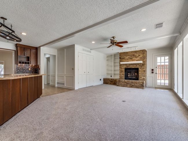 Family room with a ton of space! | Image 12