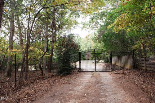 1921 Brassfield Rd, Raleigh, NC, 27614-9451 | Card Image