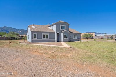 4542 S Cooper Square, House other with 3 bedrooms, 3 bathrooms and null parking in Sierra Vista AZ | Image 3