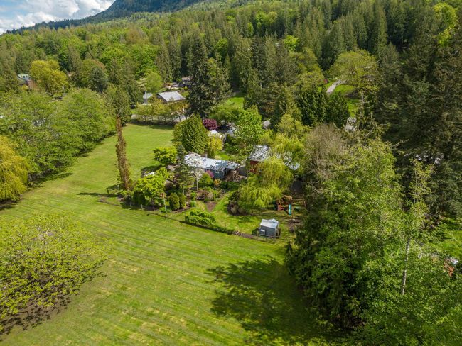 42045 Majuba Hill Road, House other with 2 bedrooms, 1 bathrooms and 6 parking in Yarrow BC | Image 4