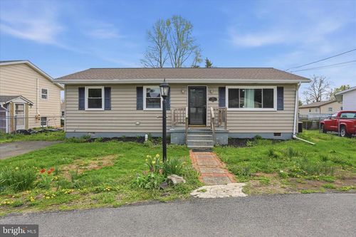 105 Marl Dr, RANSON, WV, 25438-1025 | Card Image