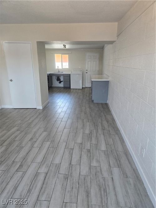 5-2107 Statz Street, North Las Vegas, NV, 89030 | Card Image