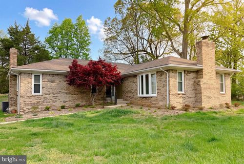 1200 E Patuxent Dr, LA PLATA, MD, 20646-9506 | Card Image