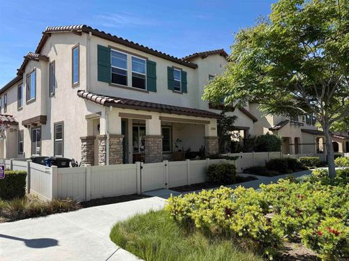 unit-2-1294 Santa Victoria Rd, Chula Vista, CA, 91913-3271 | Card Image