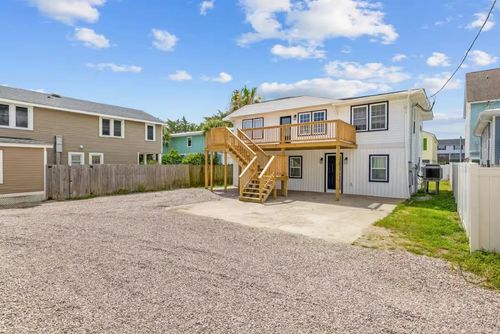 3202 Inland St, North Myrtle Beach, SC, 29582-1802 | Card Image