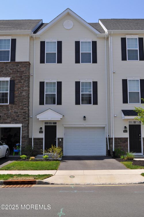 1804-304 Discovery Rd, Brick, NJ, 08723-3532 | Card Image