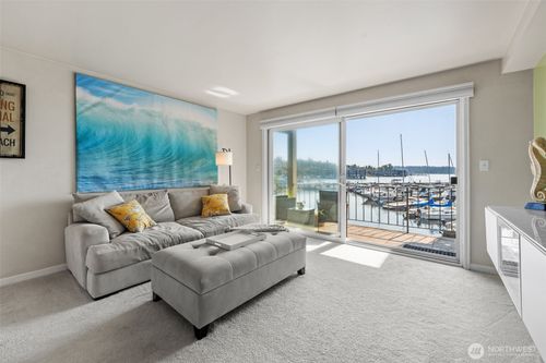 apt-202-65 Kirkland Ave, Kirkland, WA, 98033-6442 | Card Image