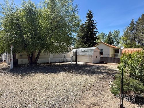 48 B St, Cascade, ID, 83611 | Card Image