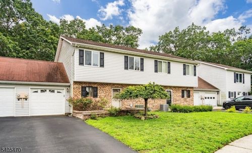 11 Desiree Ct, Howell, NJ, 07731-2859 | Card Image