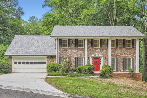 2034 Starfire Dr Ne, Atlanta, GA, 30345-3976 | Card Image
