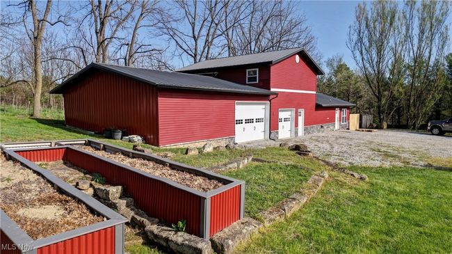 10913 Us Route 62, House other with 5 bedrooms, 2 bathrooms and null parking in Killbuck OH | Image 33