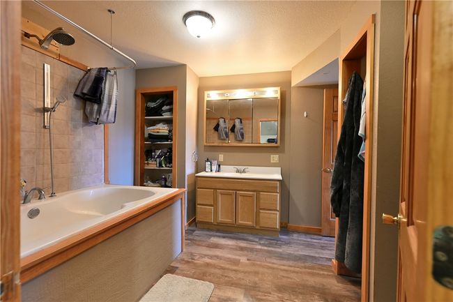 11633 Highway 27/70, House other with 4 bedrooms, 3 bathrooms and null parking in RADISSON WI | Image 18