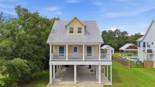 311 Waveland, Waveland, MS, 39576 | Card Image