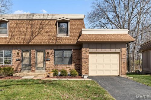 2430 Charente Dr, Maryland Heights, MO, 63043-1502 | Card Image