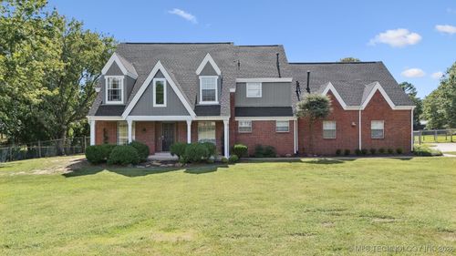 4704 88th St, Tulsa, OK, 74132-3485 | Card Image