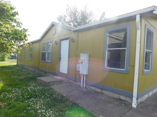 204 E Ivy Ave, Gervais, OR, 97026 | Card Image