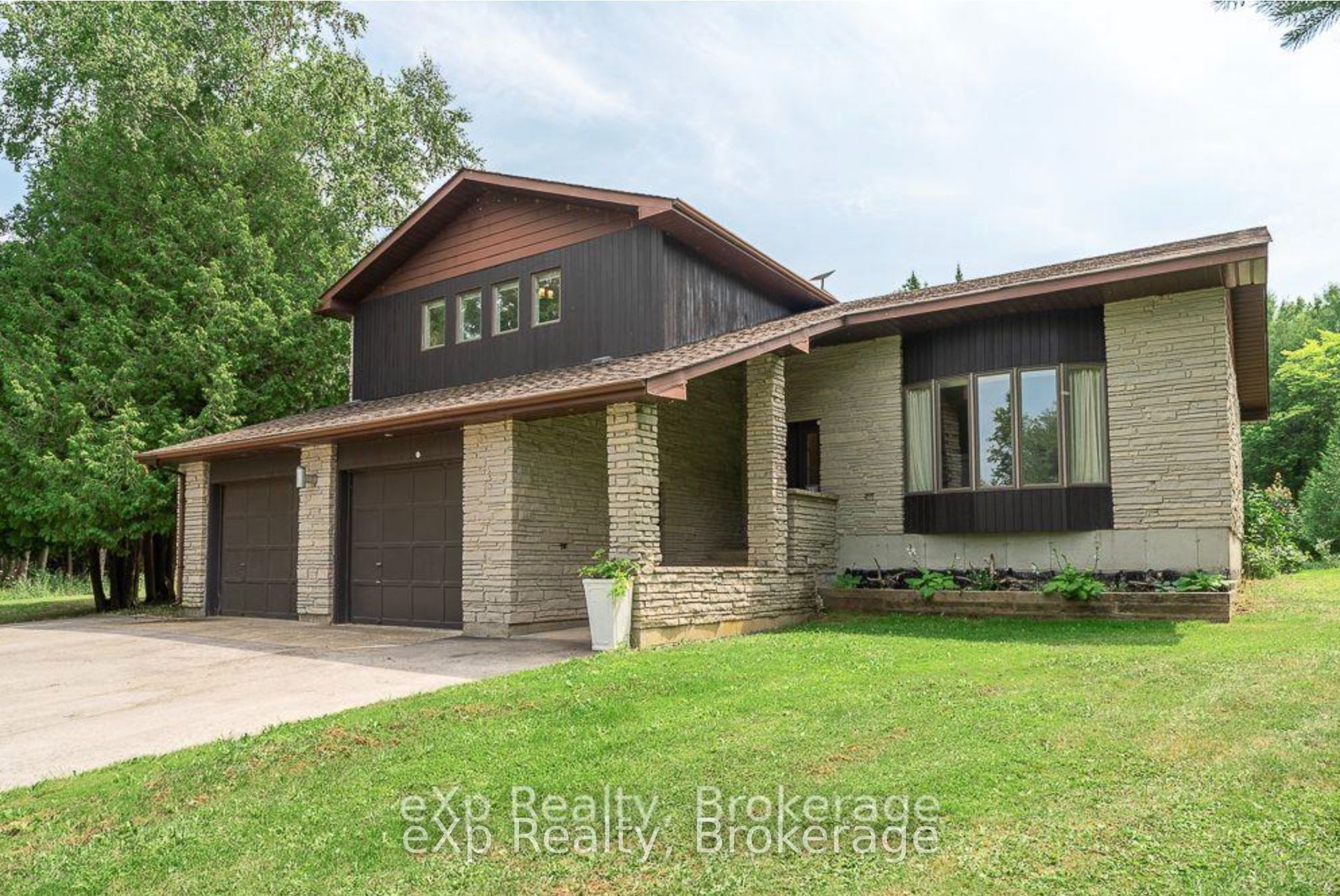 Residential in Georgian Bluffs 3