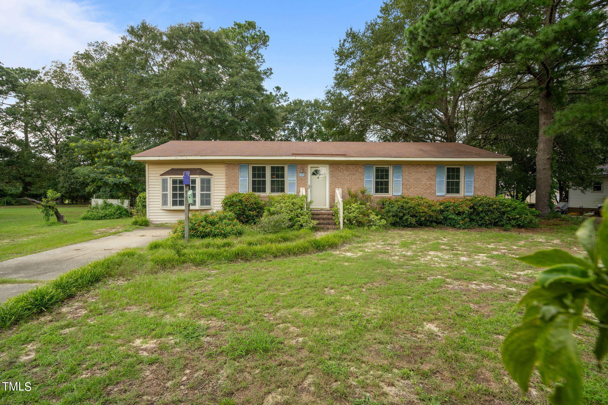 Sugg Dr, Snow Hill, NC 28580