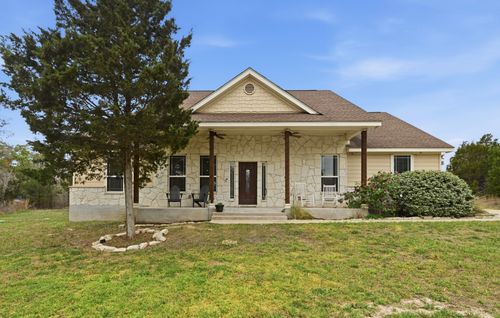 202 Cedar Hills Dr, Elgin, TX, 78621-9726 | Card Image