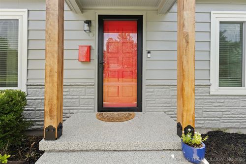1307 S Erie Ave, Tulsa, OK, 74112-6315 | Card Image