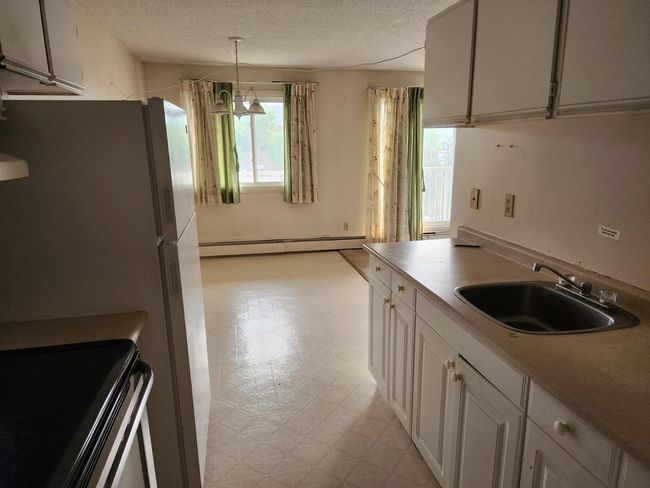 212 - 7 Clearwater Cres, Condo with 2 bedrooms, 1 bathrooms and 1 parking in Fort Mcmurray AB | Image 6