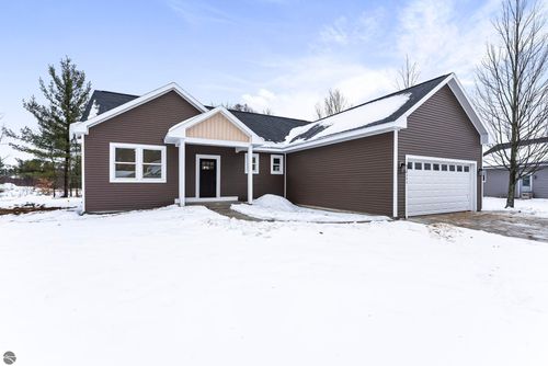 1393 Killdeer, Kingsley, MI, 49649-8619 | Card Image
