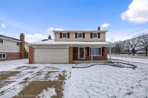 1806 Treadwell St, Westland, MI, 48186-3915 | Card Image