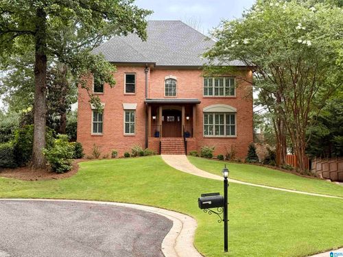 2804 Crosswood Cir, Vestavia Hills, AL, 35216-3191 | Card Image