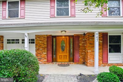 647 Long Meadow Drive, House other with 3 bedrooms, 3 bathrooms and null parking in SEVERNA PARK MD | Image 2