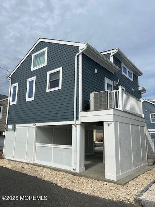 204 Gull Ln, Lavallette, NJ, 08735-1409 | Card Image