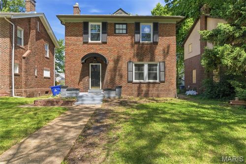 6769 Chamberlain Ave, Saint Louis, MO, 63130-2512 | Card Image