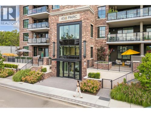 102-450 Groves Ave, Kelowna, BC, V1Y4Y5 | Card Image