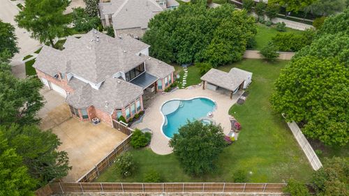 6904 Cross Creek Ln, Mckinney, TX, 75072-2368 | Card Image
