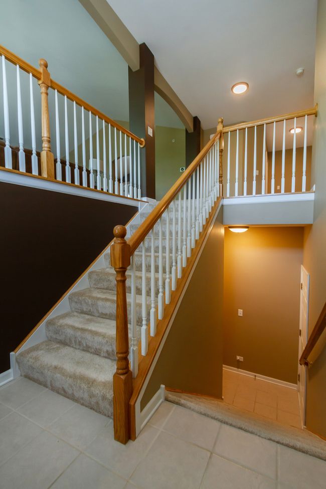 2746 - 2746 Acorn Ct, Condo with 2 bedrooms, 2 bathrooms and 2 parking in West Dundee IL | Image 7