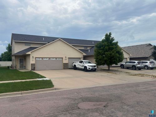 3700 W 93rd St, Sioux Falls, SD, 57108-6362 | Card Image