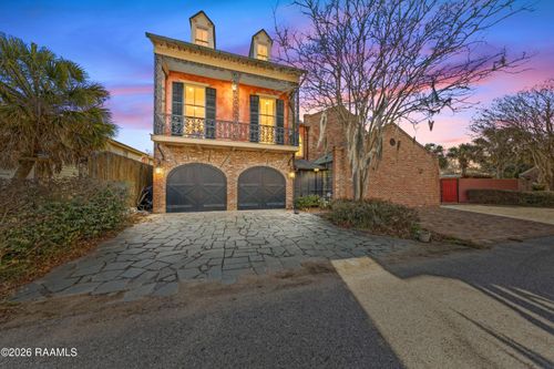 12 Bayside Dr, Lafayette, LA, 70508-5602 | Card Image