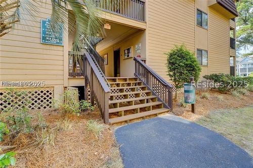 apt-b4-40 Folly Field Rd, Hilton Head Island, SC, 29928-6803 | Card Image