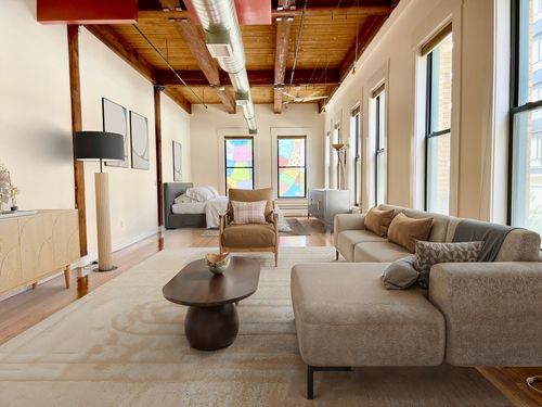 apt-201-49 Munroe St, Lynn, MA, 01901-1532 | Card Image