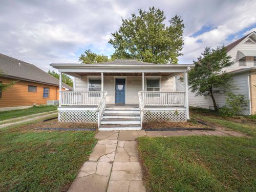 815 N Washington Ave, Wellington, KS, 67152-4165 | Card Image