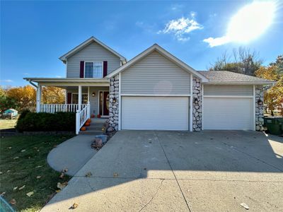 12032 Nw 114th Lane, Home with 3 bedrooms, 3 bathrooms and null parking in Granger IA | Image 1