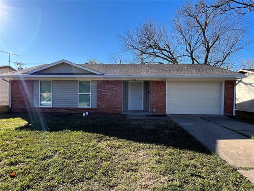 10222 Oak Gate Ln, Dallas, TX, 75217-3229 | Card Image