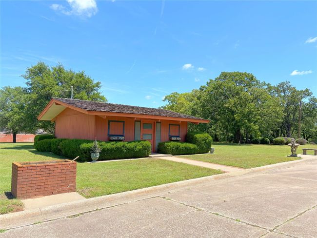 View of front of house with a front lawn | Image 6