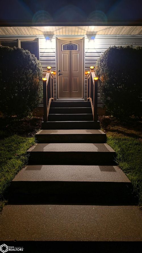 1303 Union St, Boone, IA, 50036-4346 | Card Image