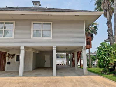 1009 Scallop, Home with 2 bedrooms, 2 bathrooms and 2 parking in Port Isabel TX | Image 1